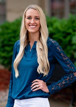 Dental hygienist Kayla